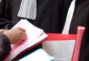 Le Conseil de l'ordre des avocats: Des cabinets d'avocats dans l'illégalité