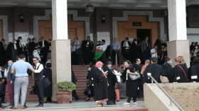 محامون يحتجون أمام مقر مجلس قضاء العاصمة