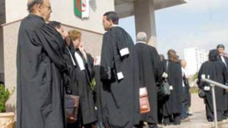 المحامون يقررون الإضراب يوم الأربعاء المقبل