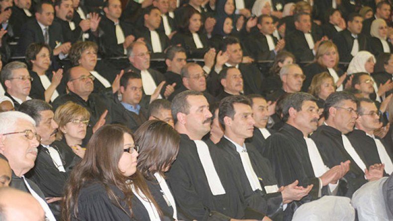 اتحاد المحامين يقترح العودة إلى “المحاكمات الشعبية”