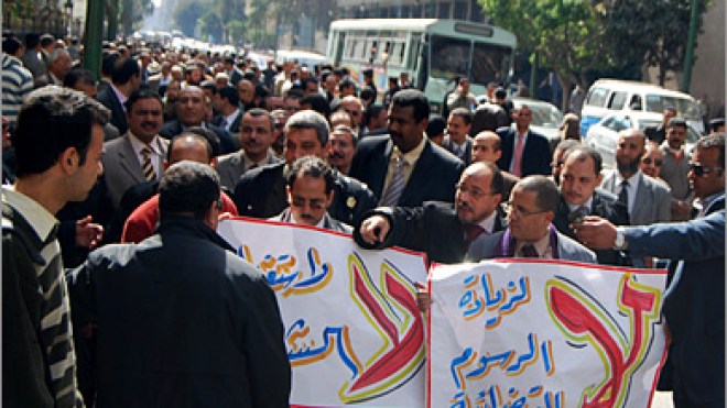 رجال القانون بالجزائر مذهولون