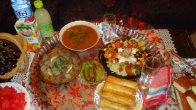 هذه أشهر الأطباق الرمضانية التي كانت تبدع فيها المرأة الأوراسية