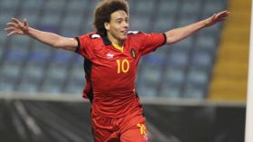 أكسل فيتسل: لقاء الجزائر غاية في الصعوبة لكننا جاهزون للفوز