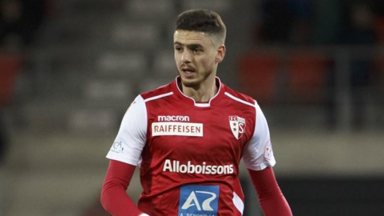 “الإنضباط” السويسرية تُعاقب عبدلاوي