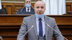 بالتفاصيل..وزير المالية يجري حركة تحويلات واسعة