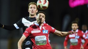 حالتي غير خطيرة ولن توقف مشواري الكروي