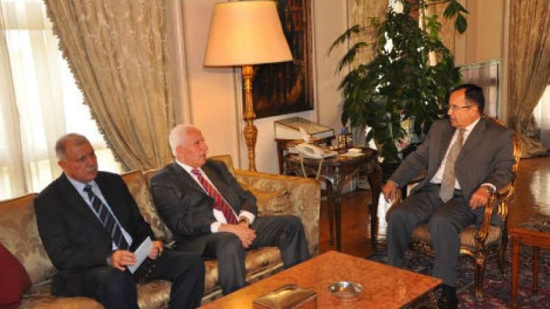قراء “الشروق أون لاين”: لا تنتظروا شيئا من المفاوضات لأن السيسي باع القضية الفلسطينية