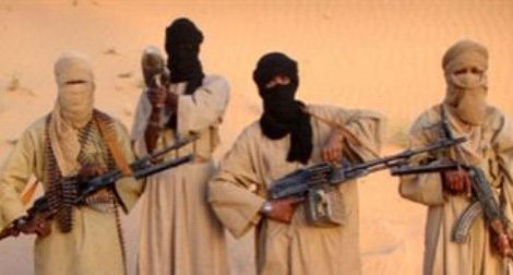 Frontière algéro-malienne : découverte d’un cimetière collectif des Azawads