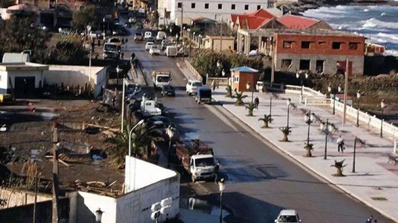 سكان ثاقمونت عباش في أزفون يطالبون برفع الغبن عليهم