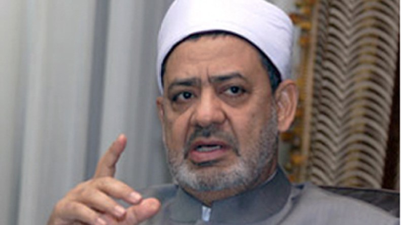 الأزهر يحذّر من “فتنة مظلمة”