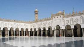 الطيب يبعد هاشم إسلام من الوظائف الدعوية والوعظية