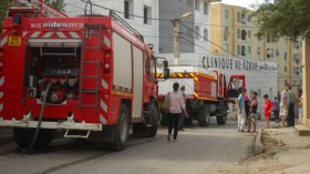 حريق في حديقة تحيط بعيادة الأزهر بدالي براهيم