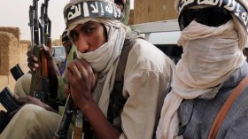 لاجئون أفارقة يرعون المدّ السلفي الجهادي بالجنوب