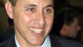 ميهوبي يتخلى عن قبعة “الوزير” في “الربيع الثقافي”