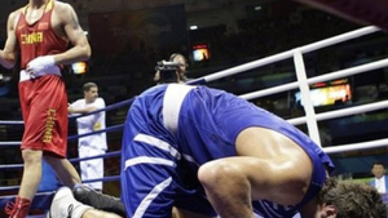 الملاكم الجزائري بلبرج يختفي في ظروف غامضة بفرنسا