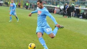 غلام يثبت أنه ملك الرواق الأيسر