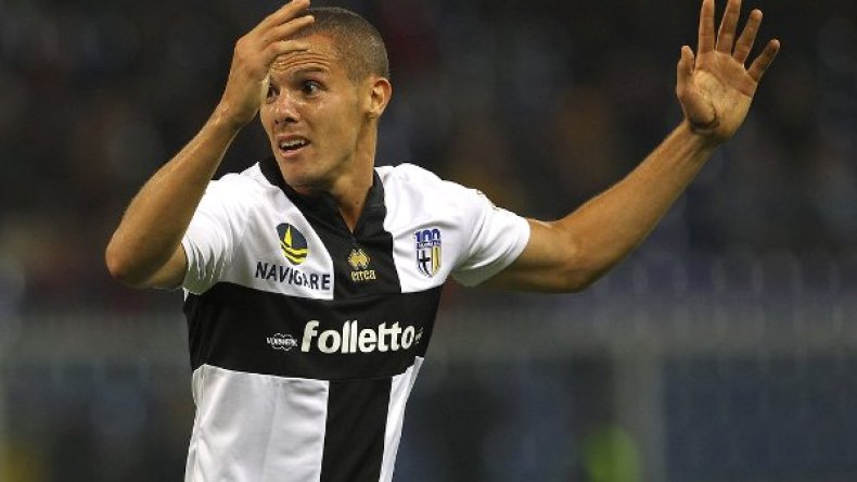 مصباح يقترب من كييفو فيرونا