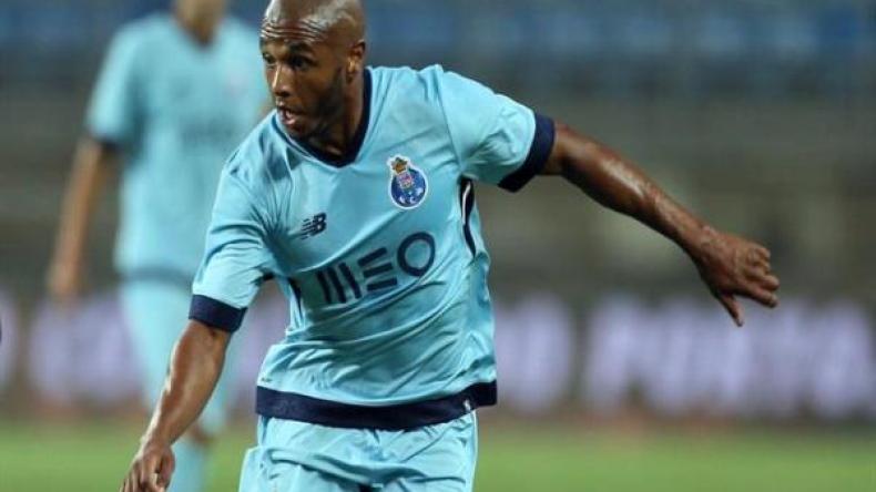 براهيمي يغيب عن تدريبات بورتو