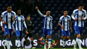 براهيمي يهدي فوزا ثمينا لفريق بورتو