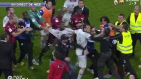 علم كورسيكا يشعل فتيل الشغب في لقاء “نيس- باستيا”