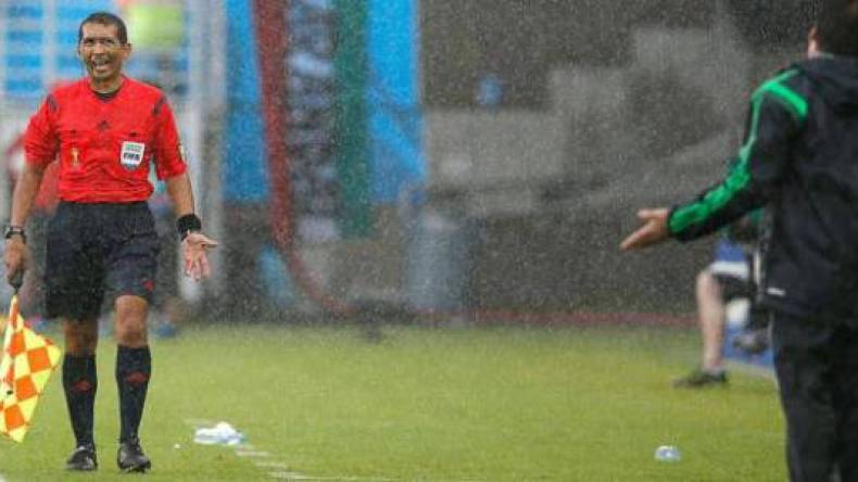 “طرد” حكم كان مرشحا لإدارة مباراة الجزائر وكوريا الجنوبية