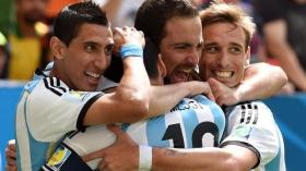 الأرجنتين تعود إلى نصف نهائي المونديال بعد ربع قرن!