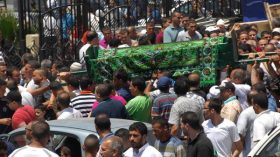 بلاتر يعزّي أسرة الكرة الجزائرية بعد وفاة حيماني