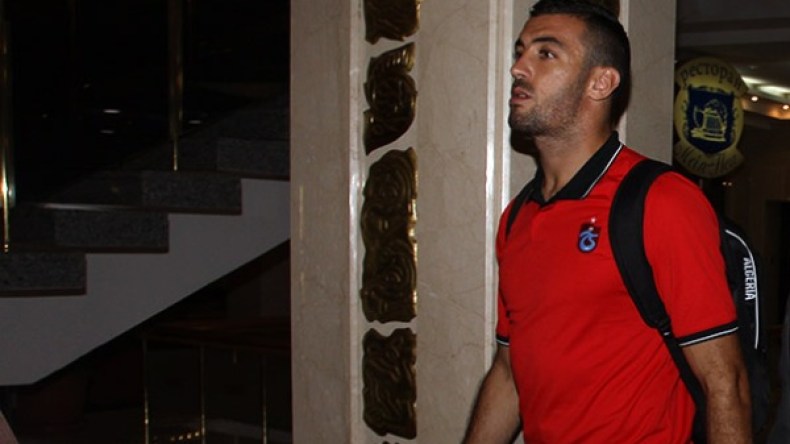 بلكلام “يحتجز” بمطار مدينة روستوف الروسية