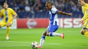 مدرب بورتو يستدعي براهيمي لمواجهة “مكابي” الصهيوني