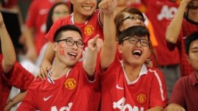 الصينيون يتحايلون في العمل لمشاهدة المونديال!؟