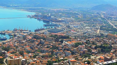 Béjaïa: la justice ordonne la démolition du port sec du fils de Boustilla