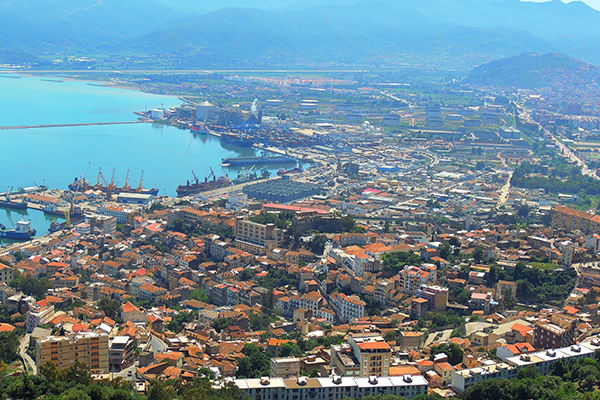 Béjaïa: la justice ordonne la démolition du port sec du fils de Boustilla