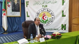 أزمة داخل الآفلان.. ومعارضو بعجي يطالبون برحيله