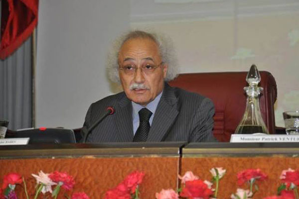 Décès de Babbès: Bouteflika rend hommage à un homme d'une compétence avérée