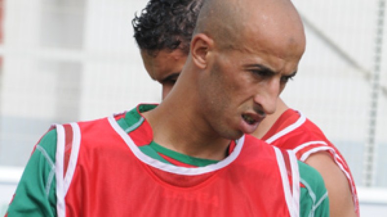 المولودية‭ ‬تتنقل‭ ‬إلى‭ ‬أنغولا‭ ‬بـ14لاعبا‭ ‬وبحارس‭ ‬واحد‭ ‬كالعادة