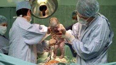 Doctor and bailiff involved in an international network of childrenâ€™s smuggling to France