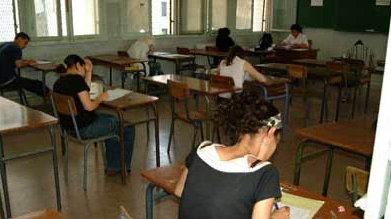 مقابلة مصر ترعب طلبة البكالوريا