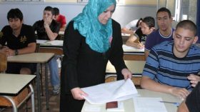 امتحانات البكالوريا تحت مراقبة ملاحظين من نقابات التربية
