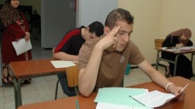 تحريات حول الأساتذة المتأخرين في إتمام دروس البكالوريا