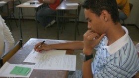 تدعيم طاقم الملاحظين بمراكز امتحان البكالوريا بعشرة ملاحظين هذه السنة