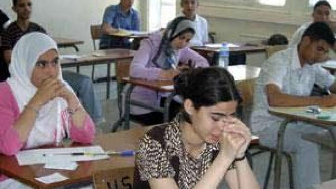 مطالب بدورة ثانية للبكالوريا وخفض معدل الإنتقال في المتوسط