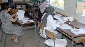 متقاعدون ومساعدة تربوية لتصحيح أوراق مترشحي مسابقة الأساتذة!