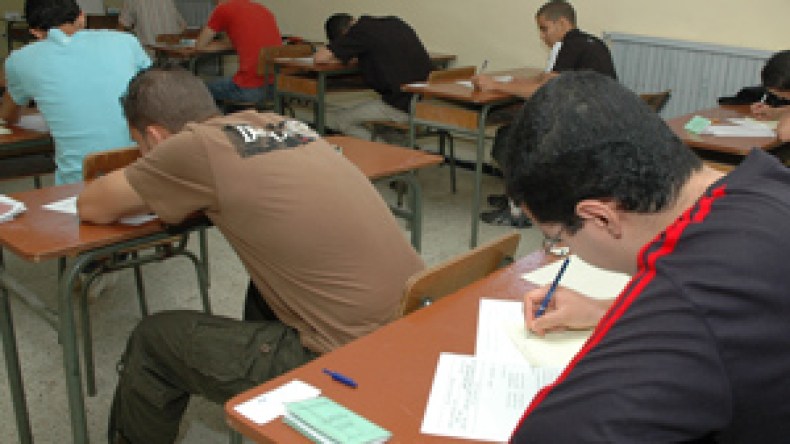 خرفان و عمولات بالأورو لشراء شهادات البكالوريا