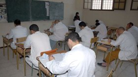 فليون: 3257 سجين مترشح للبكالوريا عبر 40 مؤسسة عقابية