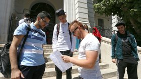 أوراق إجابة فارغة وممزقة.. وأخرى سلمت في وقت قياسي