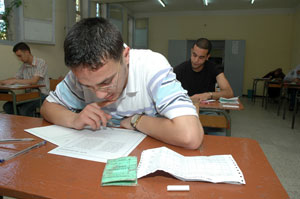 Algeria : old baccalaureate exam still in force in next years, says Education Minister