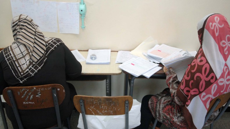 علامات ضعيفة للعلميين والأدبيين وجيّدة في اللغات الأجنبية