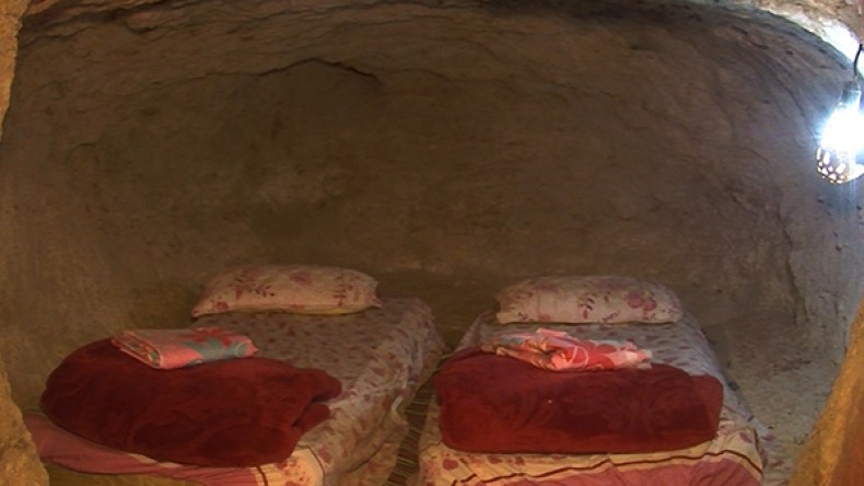 “واروروط”…تراث معماري صامد منذ قرنين ونصف من الزمن