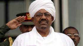 “البشير طلب إبادة ثلث الشعب ليبقى في الحكم”