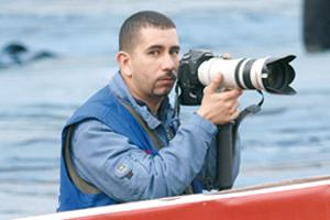 Echourokâ€™s journalist and photographer attacked by angry crowd in Cairo